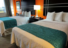 Howard Johnson by Wyndham Houston Heights Downtown 3