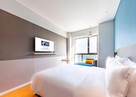Holiday Inn Express Shanghai Baoyang by IHG 3