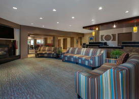 Ramada by Wyndham Glendale Heights/Lombard 4