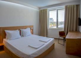 JI HOTEL 5