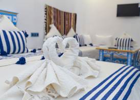 CASA BLUE PEARL 3