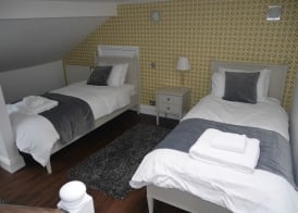 1 Elliot Terrace 2