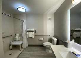 Holiday Inn Express & Suites SOMERSET CENTRAL by IHG 2