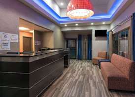 Super 8 by Wyndham San Antonio Near Fort Sam Houston 3