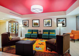 La Quinta by Wyndham Elkview - Charleston NE 4
