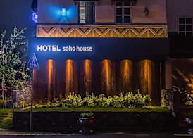 Soho Hotel Airport 2
