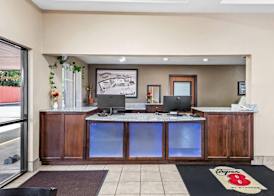 Super 8 by Wyndham Terre Haute 2