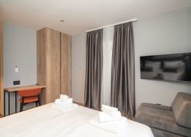 Apartments Villa Royale 5