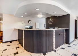 Quality Inn & Suites Albuquerque North near Balloon Fiesta Park 2