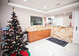 Diamond Bell Inn & Suites 2