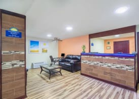 Days Inn by Wyndham Statesville 2