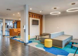 Microtel Inn & Suites by Wyndham Montgomery 4