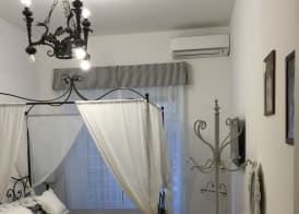 La piazzetta delle regine 3