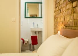 B&B Artistic Tirana 3