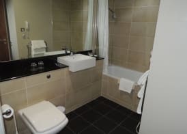 Rox Hotel Aberdeen by Compass Hospitality 3