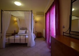 Villa Roula 6BR 4
