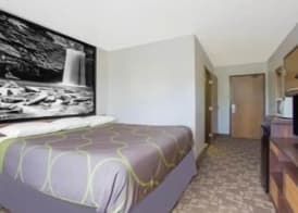 Super 8 by Wyndham Appomattox VA 3