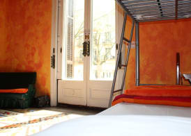 Bed & Art Barcelona 3