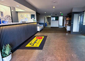 Super 8 by Wyndham Windsor 2