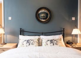 Summerfield Pub & Boutique Rooms 4
