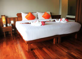 Maehaad Bay Resort - SHA Plus 4