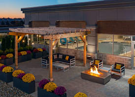 Hampton Inn & Suites Cleveland-Beachwood 4