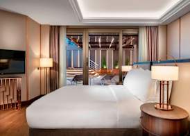 The Ritz-Carlton, Istanbul at the Bosphorus 5