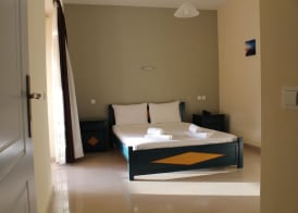 Adonis Hotel 3