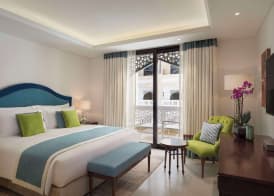 Al Najada Doha Hotel Apartments by Oaks 5