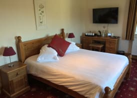 Hunters Lodge Inn 5