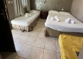 Hotel Les Cigalons 5