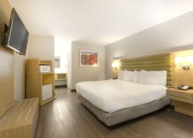 GreenTree Inn Flagstaff 5