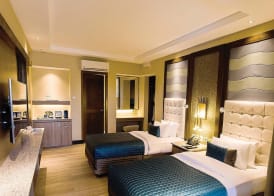 Acuatico Beach Resort & Hotel 5