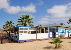 Leme Bedje - Two bedroom, Pool, WiFi & Beachfront 3