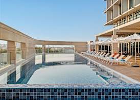 Adagio Abu Dhabi Al Bustan 5