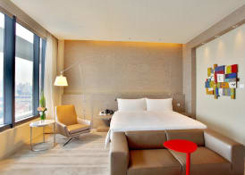 One Farrer Hotel 3