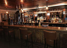 Fleur De Lis Hotel 5