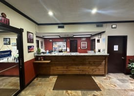 Super 8 by Wyndham Athens TX 2