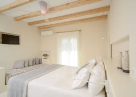 Antony Suites (Adults Only) 2