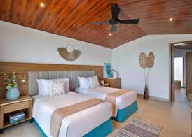 Anantara World Islands Dubai Resort 4