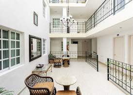 Hotel Gandhi 5