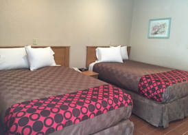 Townhouse Inn and Suites 5