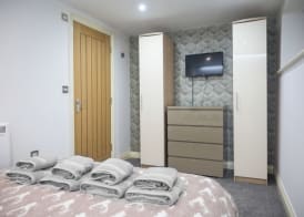 V2 Residence 2