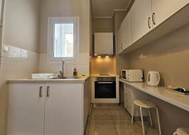 Homely Stay at Acropolis Museum 4