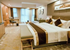 Days Inn by Wyndham Business Place Sichuan Bazhong 3