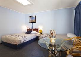 Raceways Motel 5