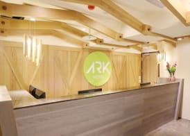 Ark Hotel - Changan Fuxing方舟商業股份有限公司 2