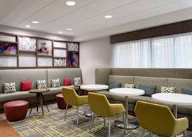 Hampton Inn Houston Near the Galleria 2