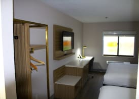 Baymont Inn & Suites San Marcos 3