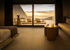 Pnoe Luxury Suites 2
